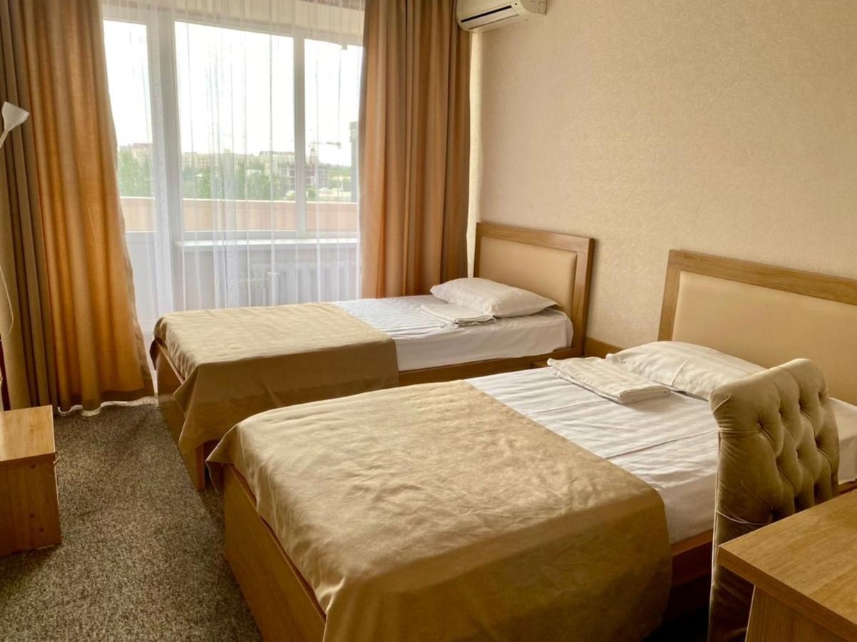 Seven Hotel บิชเคก ภายนอก รูปภาพ